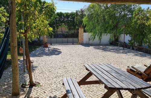 Barracao House | Casa de Férias no Campo, Lugar Para Relaxar Perto de Eventos e Praias do Algarve