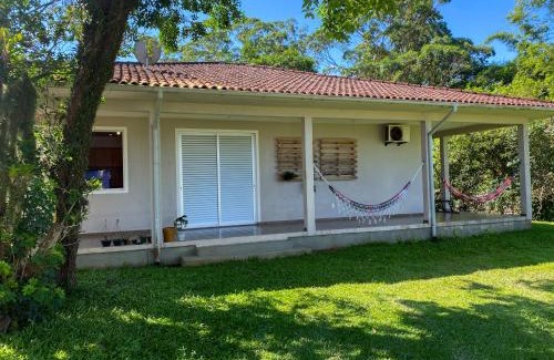 Palhoca Resort | Casa de Frente para o Mar na Enseada de Brito