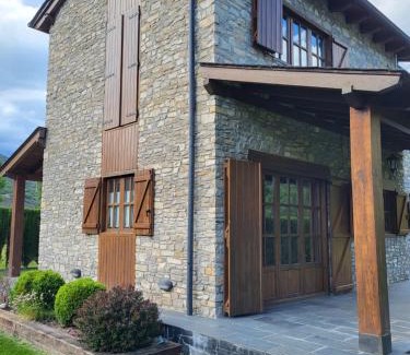 Soriguera Ski Chalet | Casa de fusta al cor dels Pirineus