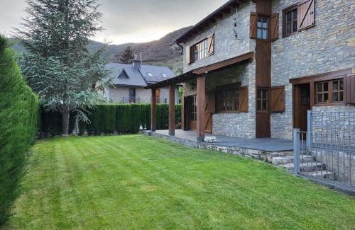 Soriguera Ski Chalet | Casa de fusta al cor dels Pirineus