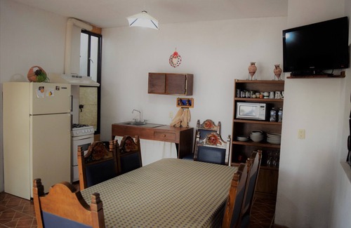 Centro House | CASA DE LA CRUZ IN THE HEART OF TEQUISQUIAPAN