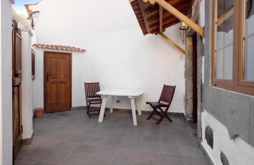 San Bartolome de Tirajana House | Casa De La Eterna Primavera