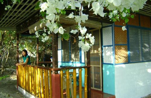 Larena Resort | Casa de la Playa Beach Resort
