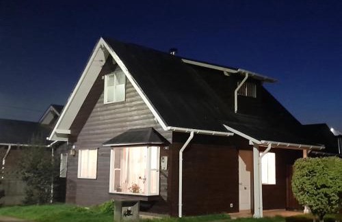 Valdivia House | Casa de la Ribera Pelantaro