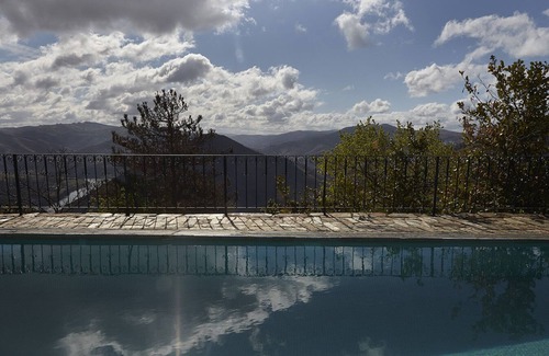 Gouvaes House | Casa de Lamelas, one of the most beautiful views of the Douro