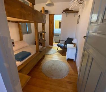 Coles Apartment | Casa de las Ascuas