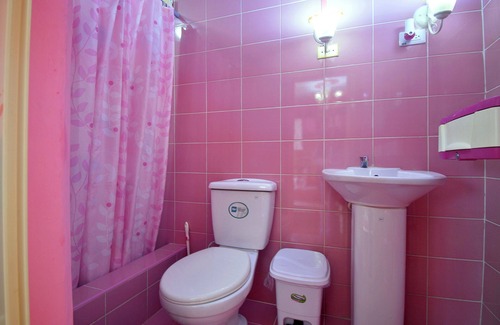 Cienfuegos Bed & Breakfast | Casa De Las Banderas