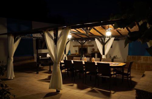 Villanueva del Trabuco Villa | Casa de las Montañas
