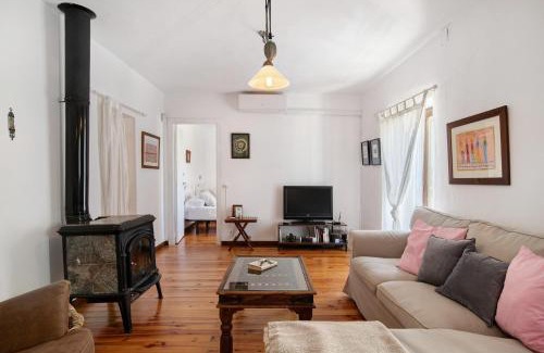Facinas House | Casa De Los Pintores Facinas