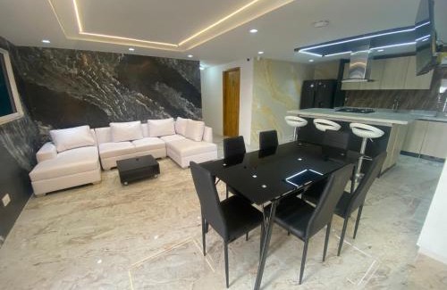 Cartagena District Apartment | Casa de lujo en barrio popular