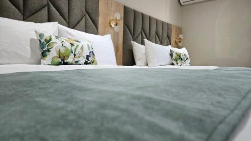 Salt Rock Hotel | Casa De Luxe