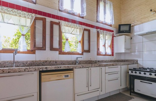 Amparo House | Casa de luxo em Amparo com piscina e churrasqueira
