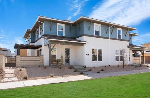 St. George House | Casa De Luz townhouse
