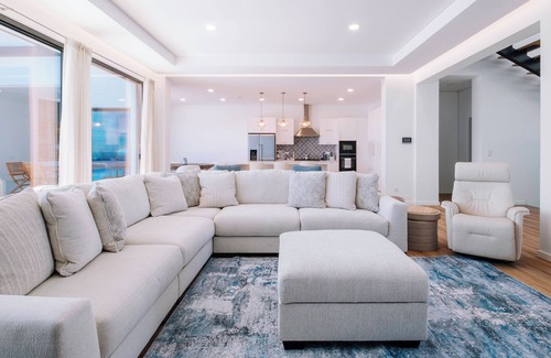 Ponta Garca House | Casa de Maddalone! Luxury Stay!