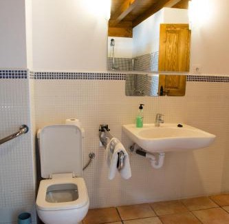 Hazas de Cesto House | casa de maria