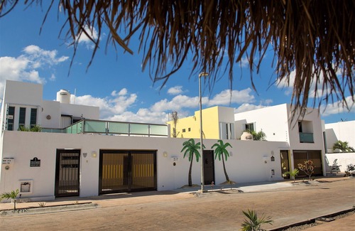 San Miguel House | Casa de Mario 6 (Shared Pool)