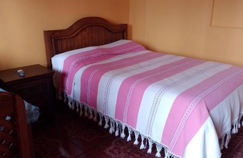 Del Cerrillo House | Casa de Carmelita
