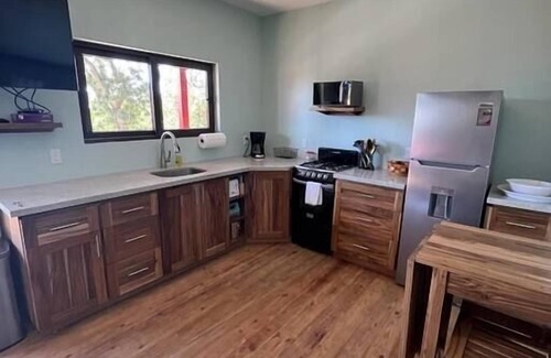 Jonesville Apartment | Casa de Nómadas - 1 Bedroom Retreat East