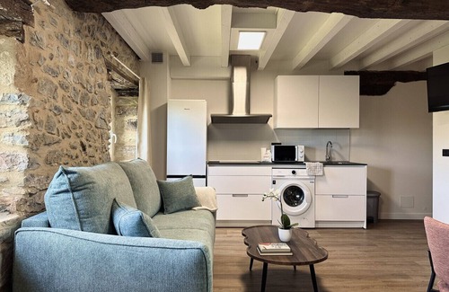 Meruelo Apartment | Casa de Postas - 1 Bedroom Duplex