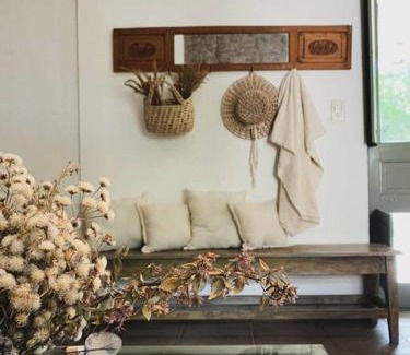 Cruz Chica Villa | Casa de Piedra