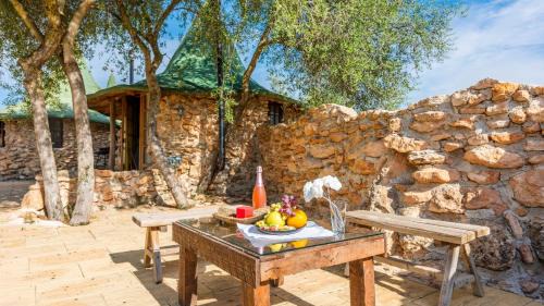 Puente Genil House | Casa de Piedra La Laguna de Tiscar Puente Genil by Ruralidays
