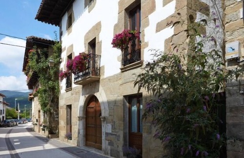 Akerreta Cottage | Casa de Pio for 11 people