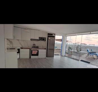 San Vicente de Canete District House | Casa de playa topara