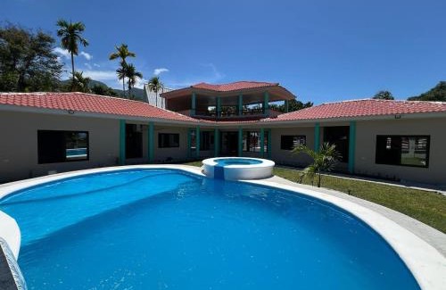 Corozal Villa | Casa de Playa Villa Anabella