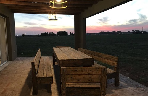 Partido de General Arenales House | Casa de Polo with pool