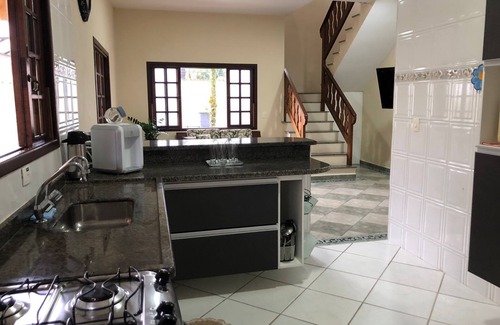 Vista Linda House | Casa de Praia com Piscina Aquecida, ar Condicionado, Cervejeira e Bilhar!