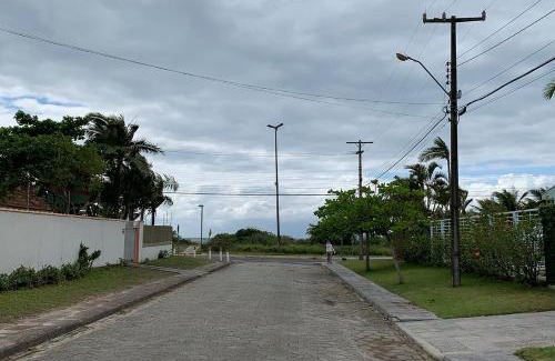 Pontal do Parana House | Casa de praia com boa ventilação garagem coberta para 3 carros 50m da praia