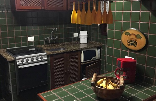 Guaeca House | Casa de Praia com Vista Panorâmica em Condomínio Fechado