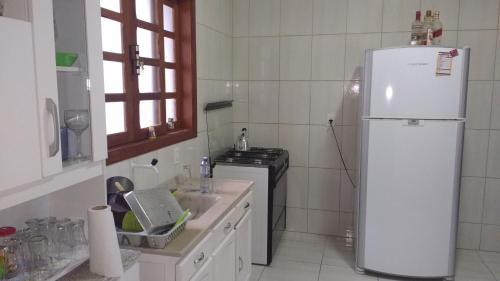 Andorinha House | Casa de Praia em Meia Praia