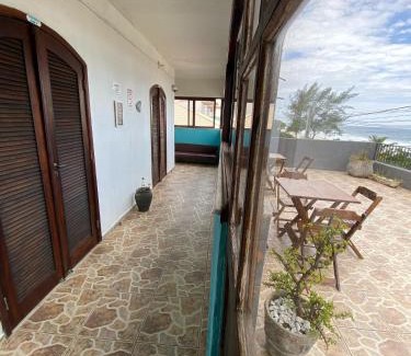 Praia da Vila House | Casa de Praia Suítes