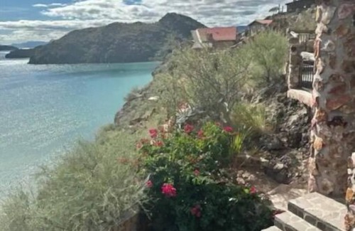 Mulege Villa | Casa De Roca Luxury Villa on the Bay of Concepcion
