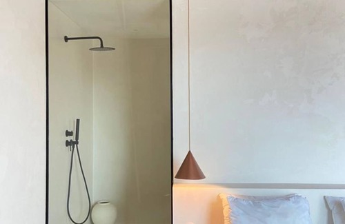 Avis Other | Casa de Sonho à Beira da Barragem de Avis