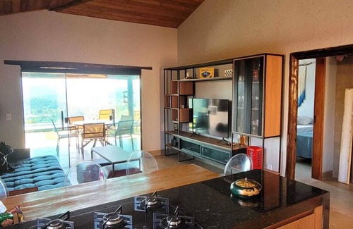 Itabirito Cottage | Casa de Temporada em Acuruí, com Vista Para Montanha de Frente Para Represa