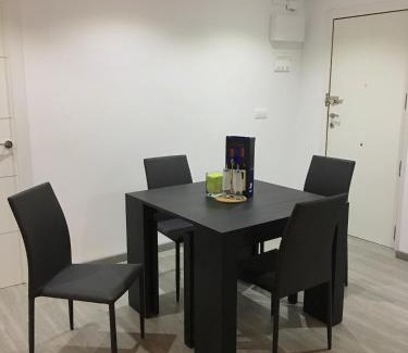 Trinitat Apartment | Casa de Vacaciones Pintor Vilar