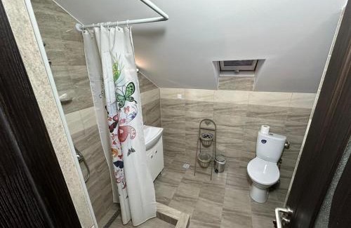Novaci House | Casa de vacanta Mirela