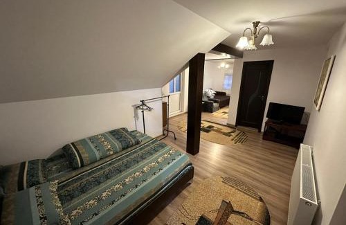 Novaci House | Casa de vacanta Mirela