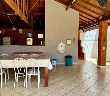 Sao Pedro House | Casa de Veraneio com Piscina em São Pedro - SP