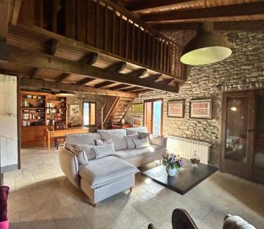 El Pont De Bar Ski Chalet | Casa del Castell de Toloriu