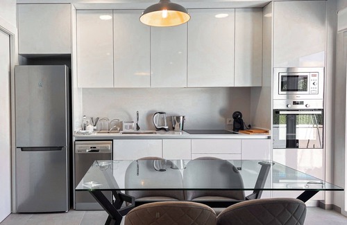 Los Imbernones Apartment | Casa del Rayo de Sol - a home full of sun shine!