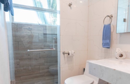 Punta Prieta House | Casa del Faro: Beautiful beachfront house. Private space with beach access