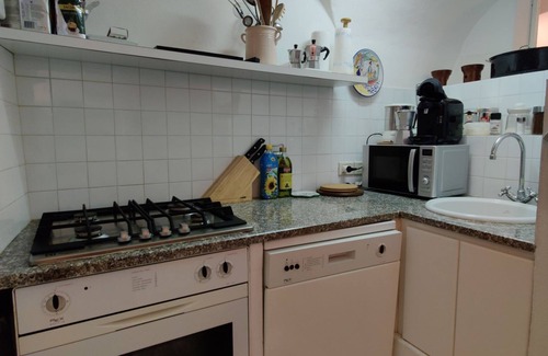 Perinaldo Apartment | Casa del Gufo, Cozy vacation apartment with sea view