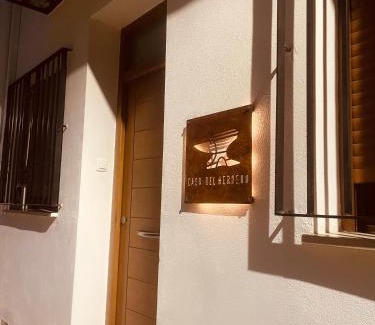 Chulilla House | Casa del Herrero