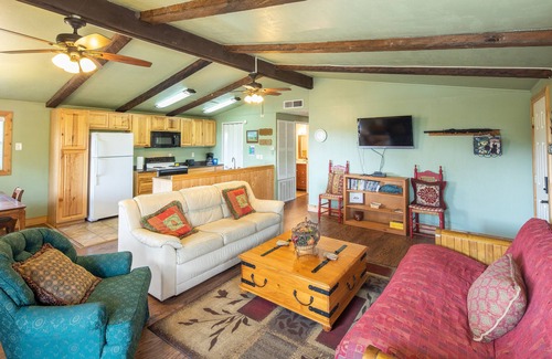 Canyon Lake House | Casa del Lago - Lakefront Home! Direct Access to Canyon Lake