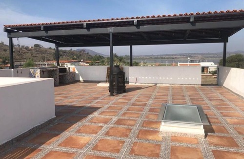 Acatlan de Juarez House | Casa del lago