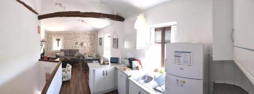Olmeda de la Cebolla House | Casa del Maestro