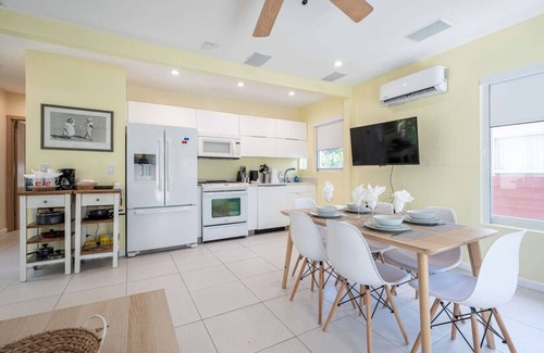 South Lake Apartment | Casa Del Mar # 5 , Beach access